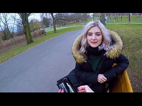 ❤️ Tibla kum sħun ta' barrani għall-flus - blowjob fil-park minn Eva Elfie ️❌ Fucking f'mt.courseclass.ru